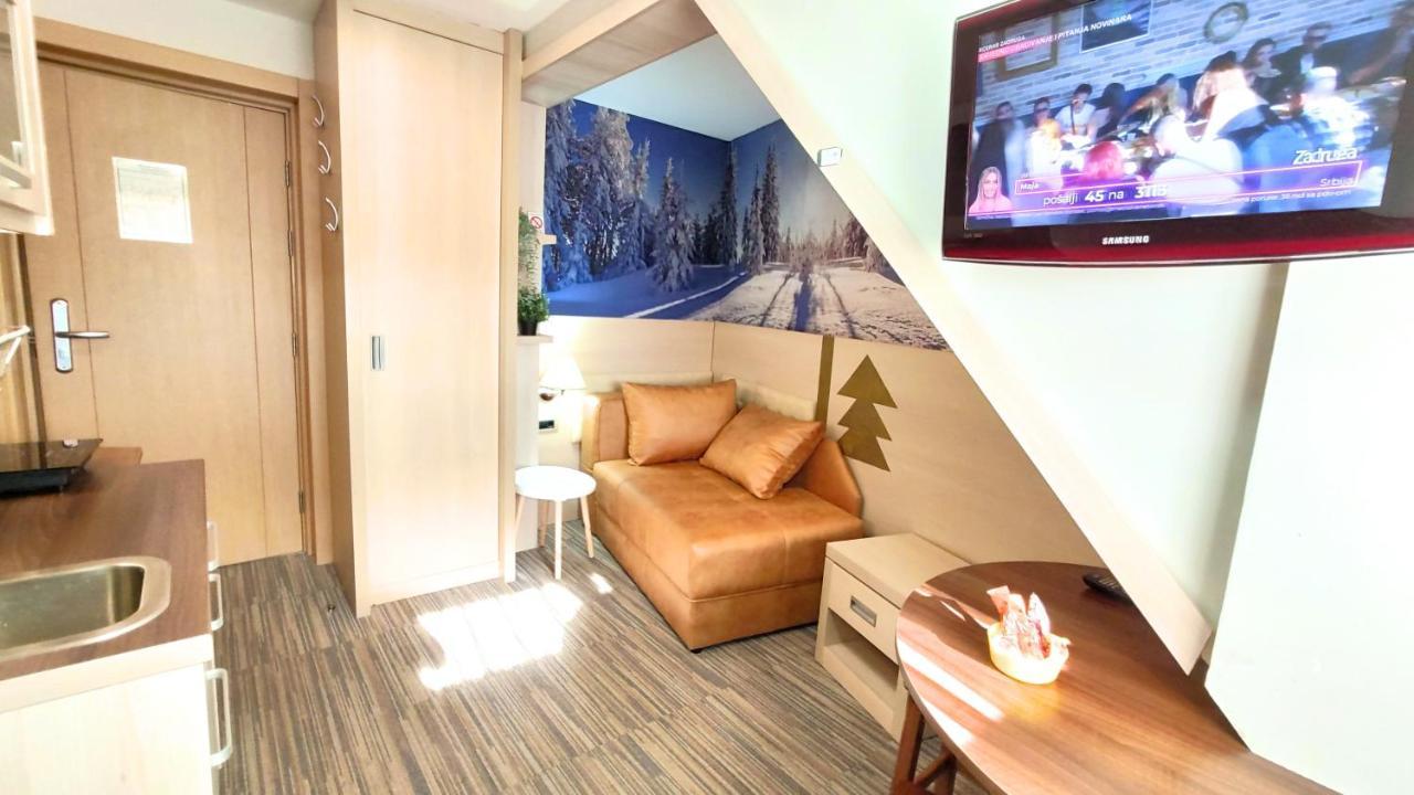 Angella Kop Konaci Kopaonik Quarto foto